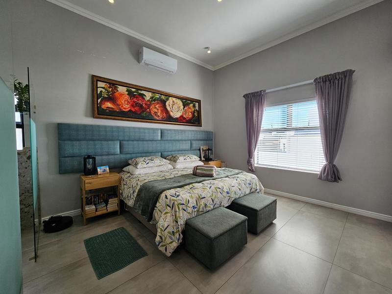 3 Bedroom Property for Sale in Britannia Bay Western Cape